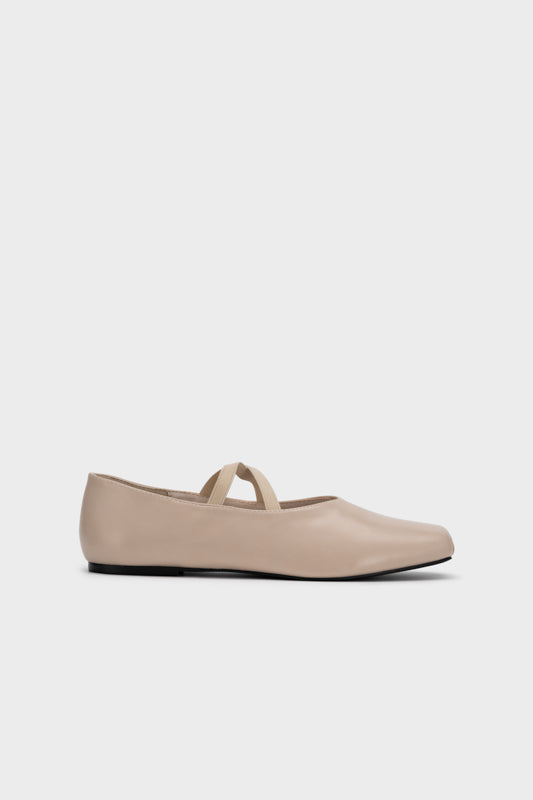 POINTÉ TOE FLAT PUMP