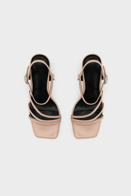 STRAPPY SCULPTURE HEEL SANDAL