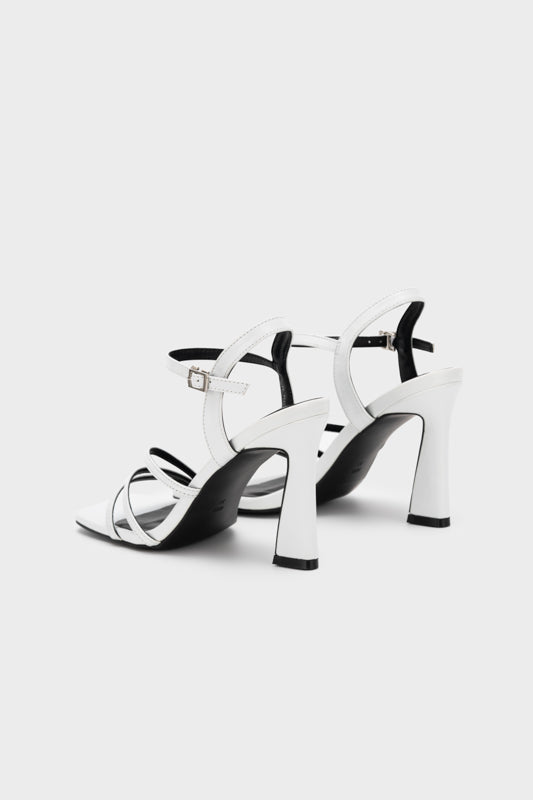 STRAPPY SCULPTURE HEEL SANDAL