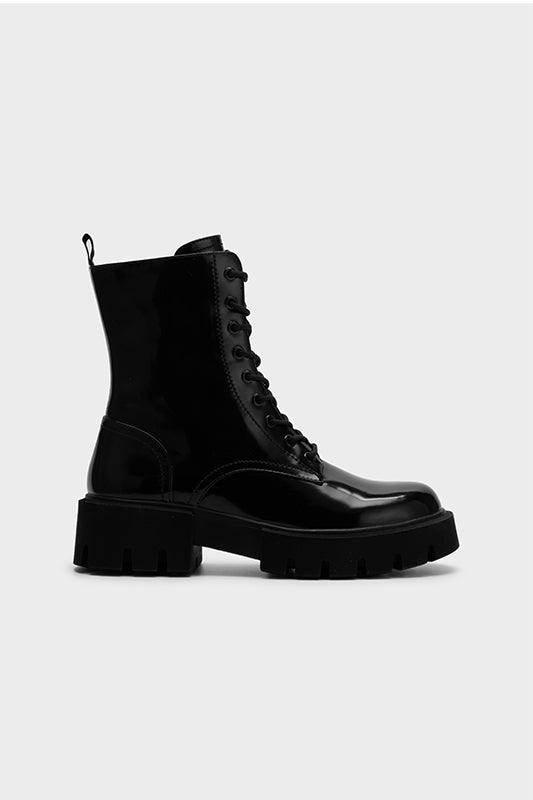 CLASSIC PLATFORM LACE-UP BOOTS