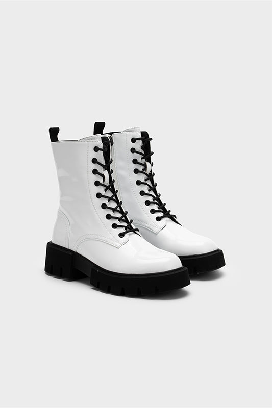 CLASSIC PLATFORM LACE-UP BOOTS