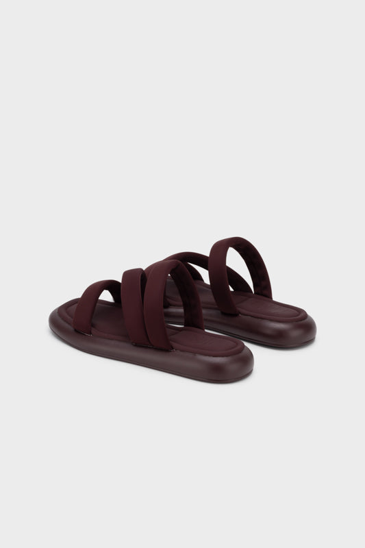 PADDED STRAPPY FLAT SLIDE