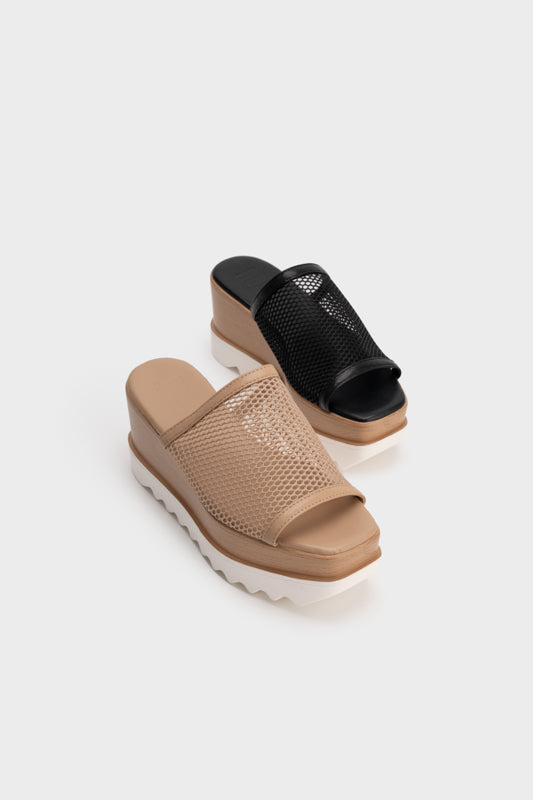 MESH UPPER WEDGE SLIDE