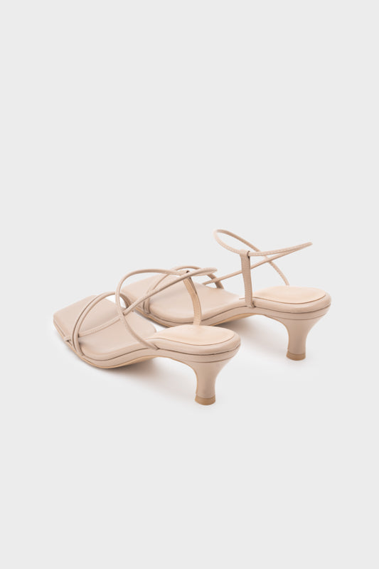 STRAPPY COMFORT INSOLE HEEL SANDAL - Nose