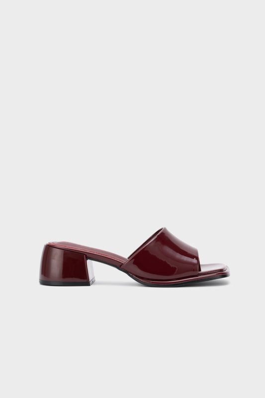 SQUARE TOE CHUNKY LOW HEEL SLIDE